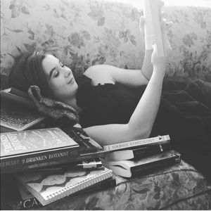 Meet your Posher, Elizabeth